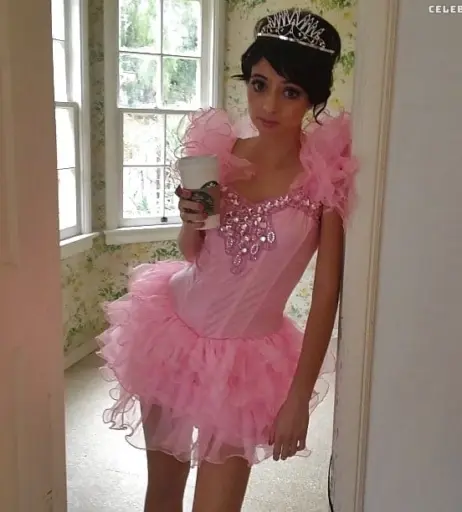 Image 2131559 from Kate Micucci