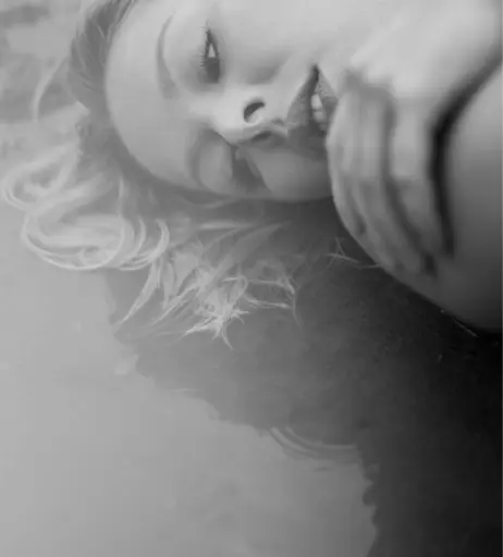 Image 2132290 from Leonore Bartsch