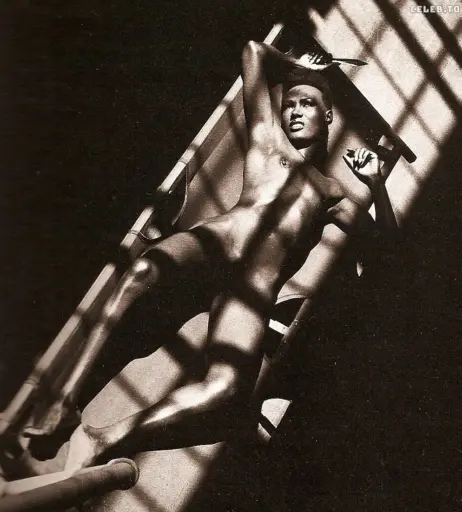 Image 2133944 from Grace Jones