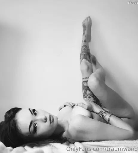 Image 2139281 from Traumwandler Allegra