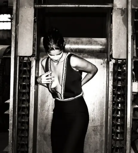 Image 2127401 from Shermine Shahrivar