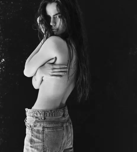 Image 2121154 from Vero Hanberg