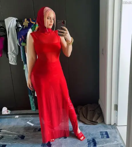 Image 2122597 from Anne-Marie Rose Nicholson