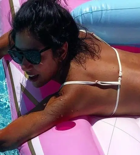 Image 2122001 from Stephanie Beatriz