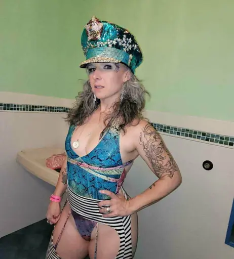 Image 21229811 from silver.foxxx.444