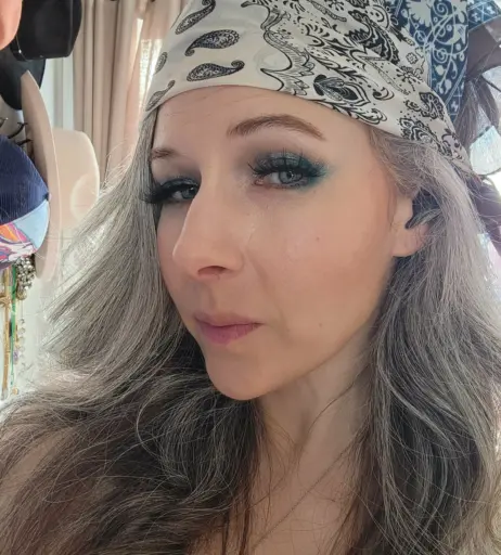 Image 21229782 from silver.foxxx.444