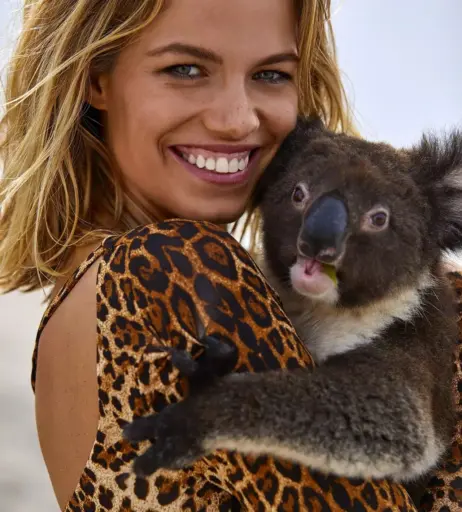 Image 2123837 from Hailey Clauson