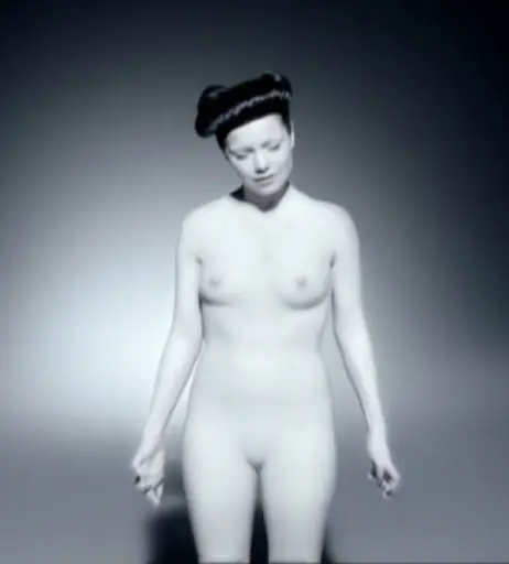 Image 2129990 from Björk