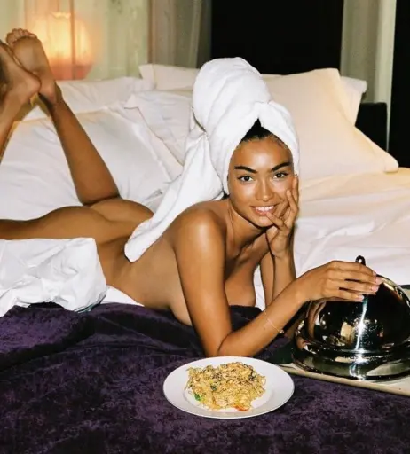 Image 2116436 from Kelly Gale
