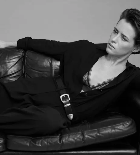 Image 2111595 from Claire Foy