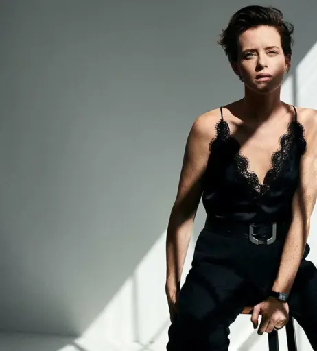 Image 2111564 from Claire Foy