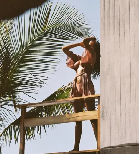 Image 2113693 from Kelly Gale