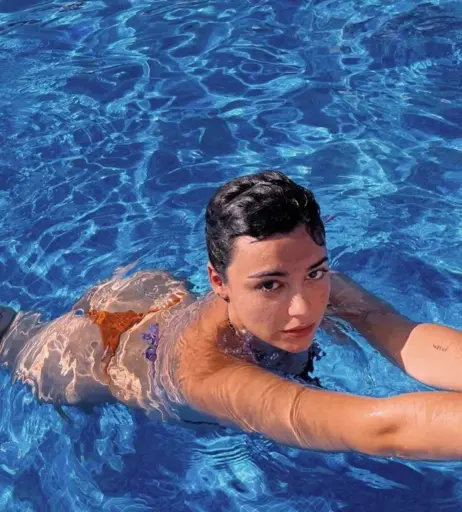 Image 2113625 from Carla Díaz