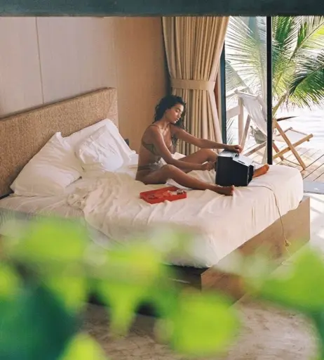 Image 2113099 from Kelly Gale