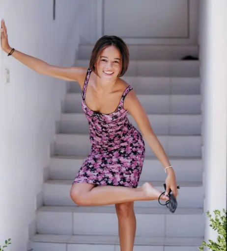 Image 2113339 from Alizée Lyonnet