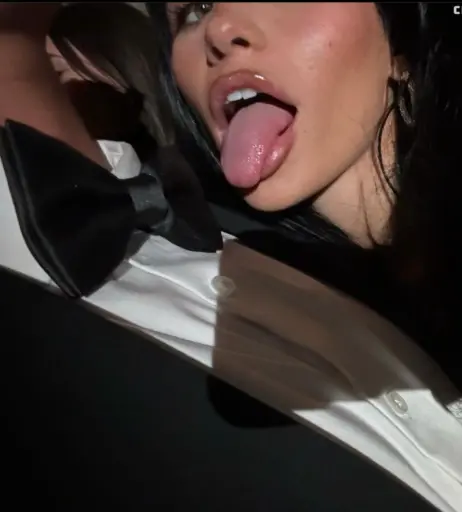 Image 2113937 from Nessa Barrett