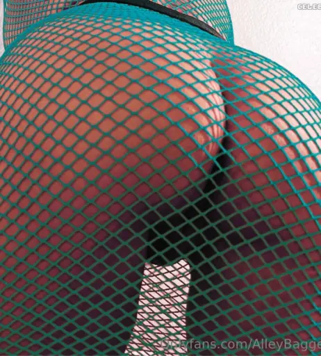 Image 2118563 from Alley Baggett