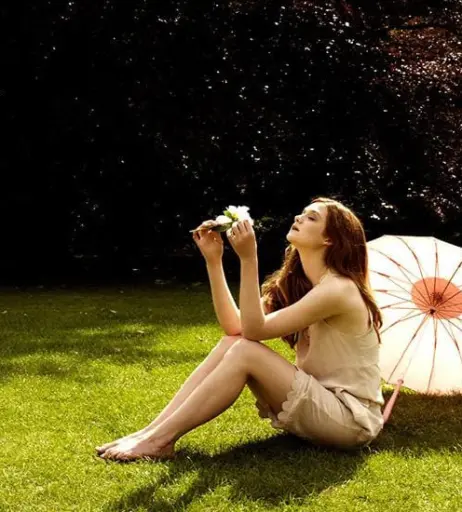 Image 2118093 from Bonnie Wright