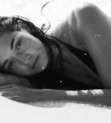 Image 2106641 from Anelia Moor