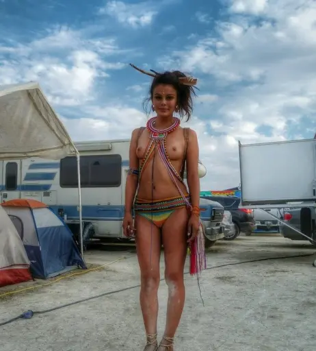 Image 2106113 from Nathalie Kelley