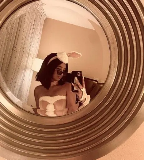 Image 2106363 from Maitreyi Ramakrishnan