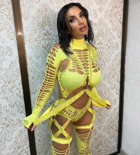 Image 2107163 from Elettra Lamborghini