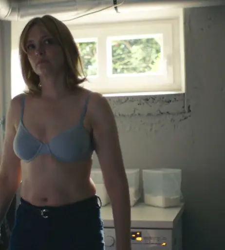 Image 2104267 from Laura Tonke