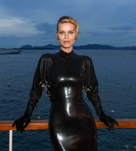 Image 2102163 from Eva Herzigová