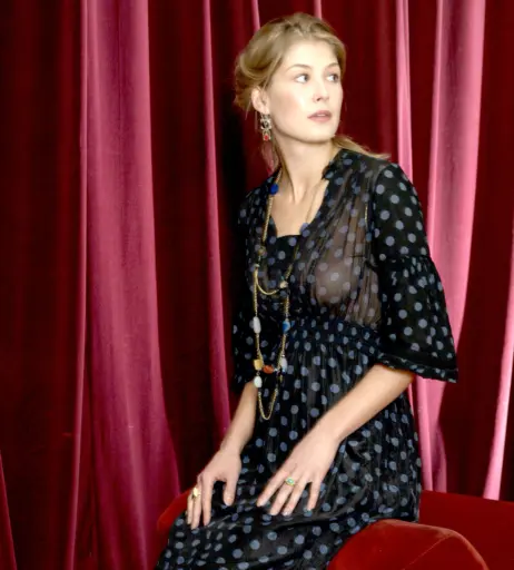 Image 2102320 from Rosamund Pike