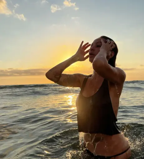 Image 2103624 from Deborah De Luca