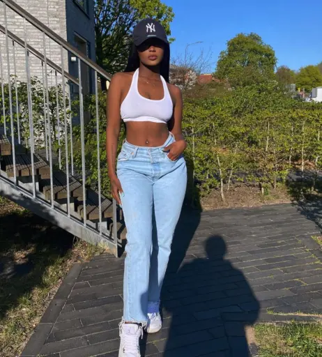 Image 2103124 from Teven