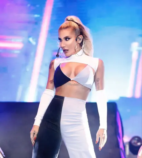 Image 2103902 from İrem Derici