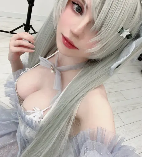 Image 21004644 from Peachmilky
