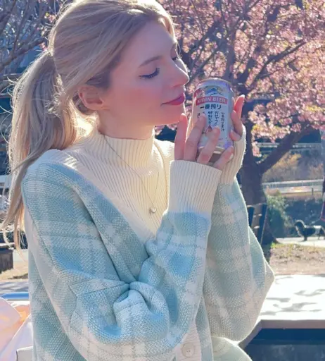 Image 21004047 from Peachmilky
