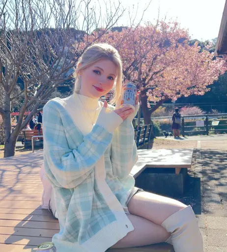 Image 21004045 from Peachmilky