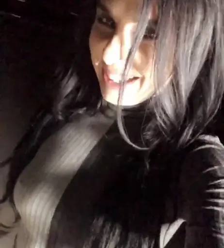 Image 21007517 from Angela White