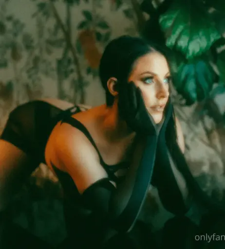 Image 21007743 from Angela White