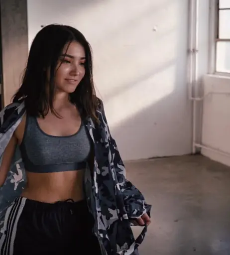 Image 2100043 from Maria Zhang