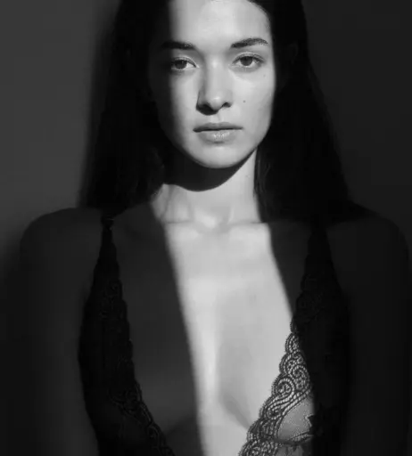 Image 2109571 from Anelia Moor