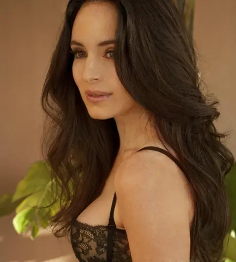 Image 2109658 from Madeleine Stowe