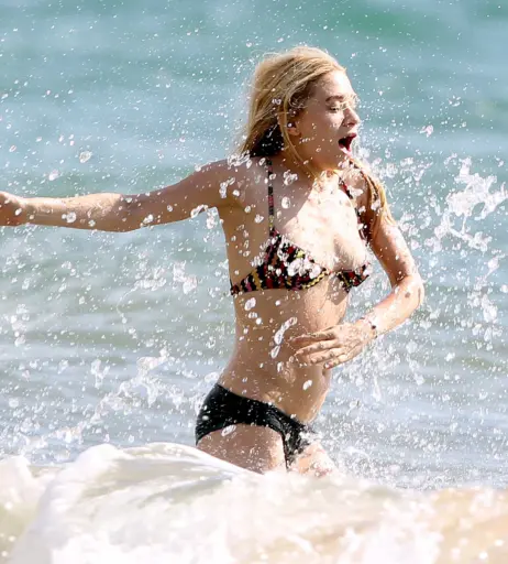 Image 2109034 from Olsen Twins