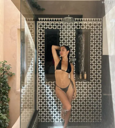 Image 2108737 from Louska