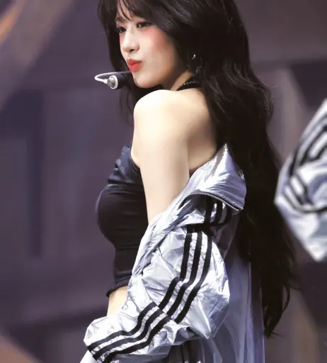 Image 22958855 from An Yujin 안유진 | (An) IVE