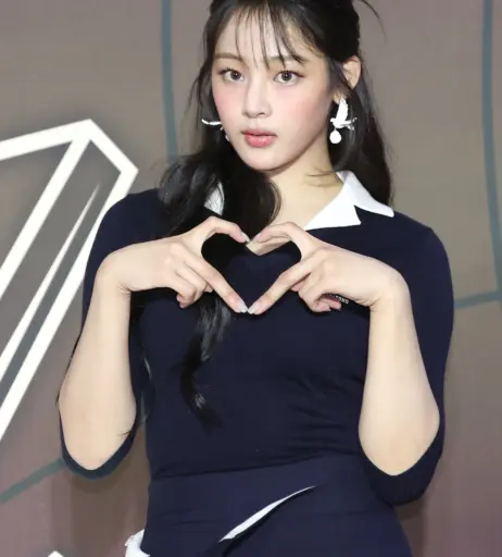Image 22955581 from Minji (NewJeans)