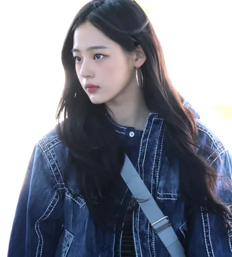 Image 22955473 from Minji (NewJeans)