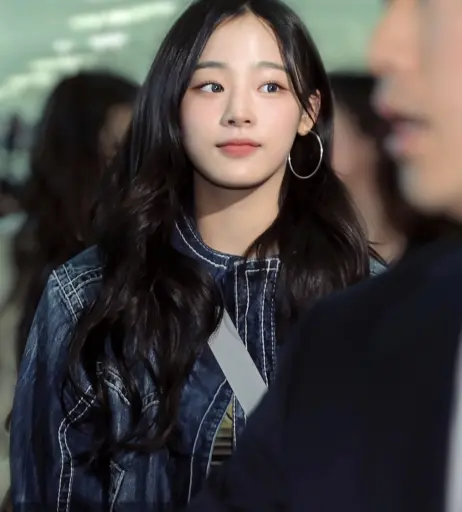 Image 22955472 from Minji (NewJeans)