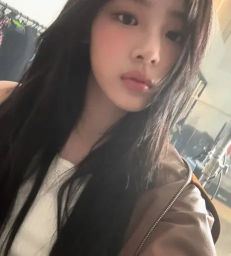 Image 22955705 from Minji (NewJeans)