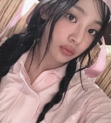 Image 22955627 from Minji (NewJeans)