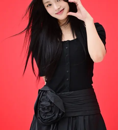Image 22955325 from Minji (NewJeans)