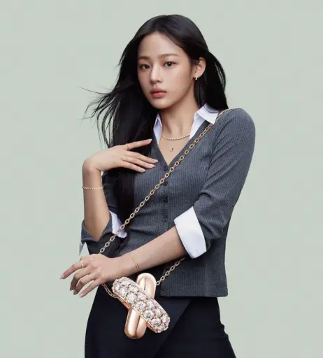 Image 22955362 from Minji (NewJeans)